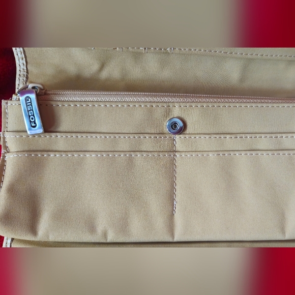 Fossil Light Tan Leather Tri-fold Wallet Crossbody Bag - Picture 7 of 9